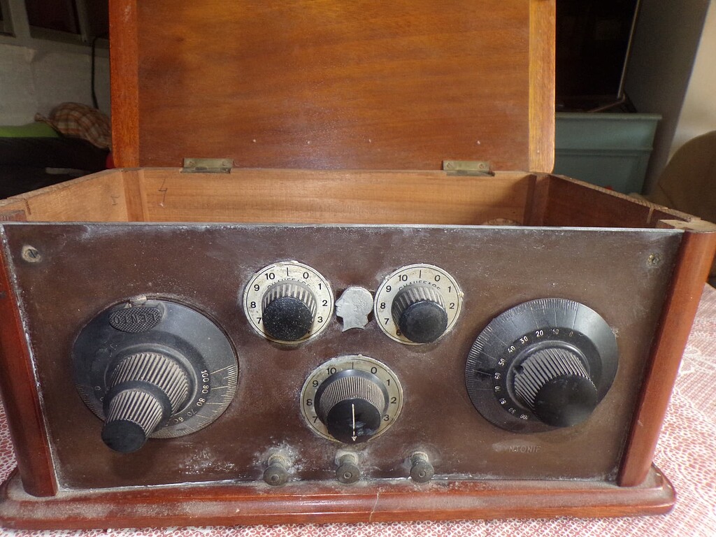 Poste batterie amateur ou commercial Modèles marques Forum