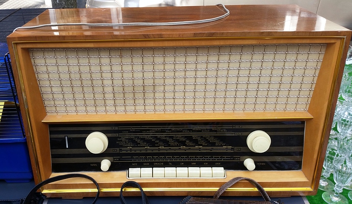 Radio%20%C3%A0%20lampes