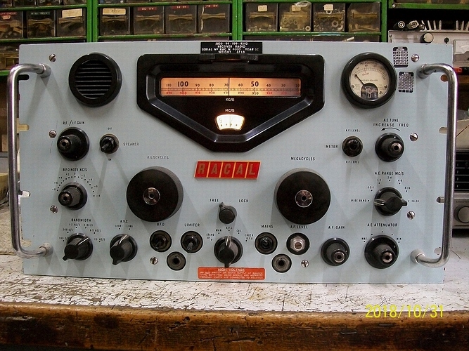 Racal RA-17L N° 4000 04R