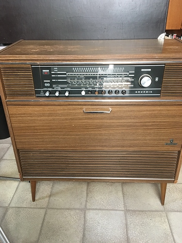 GRUCS200avant