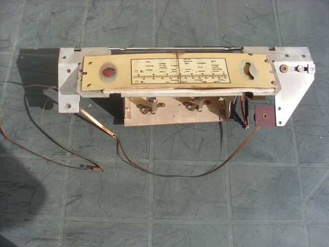 SL383898