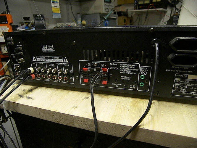 amp kenwood02.JPG