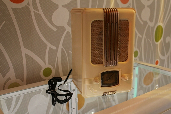 rca_mantola