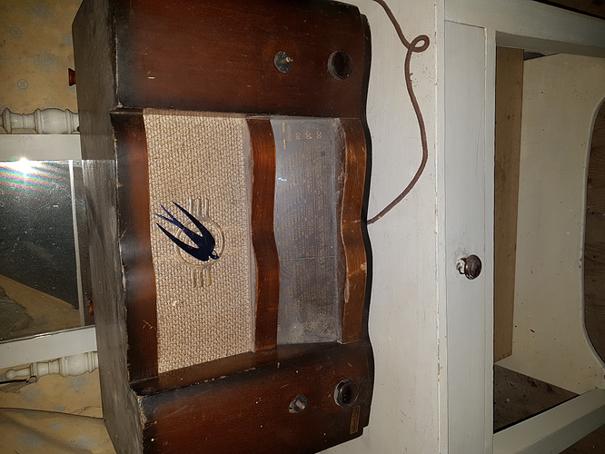 png%20RADIO