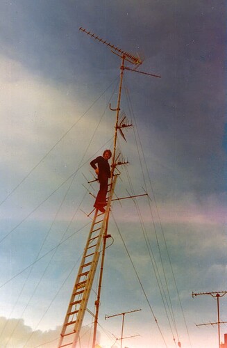 Antenne 1975