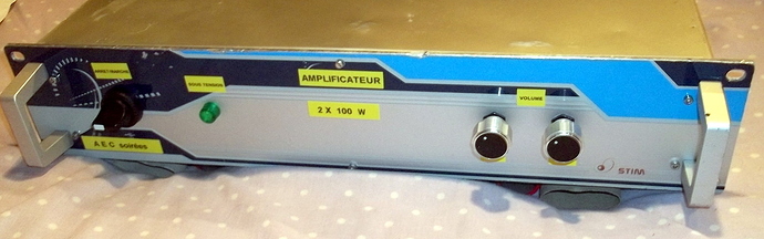 legendage ampli av rack