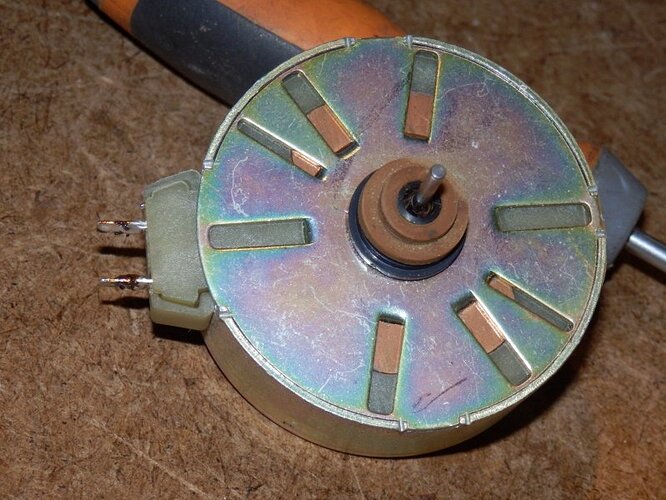moteur lenco L82-1