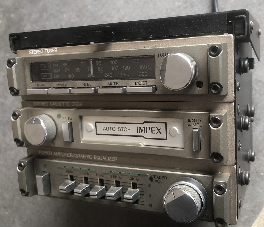 Chaîne HIFI IMPEX auto Audio vintage/HiFi Forum Retrotechnique