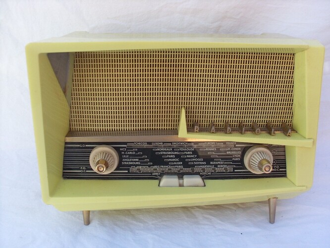 RADIOLA 248A LE CORBUSIER (Copier)