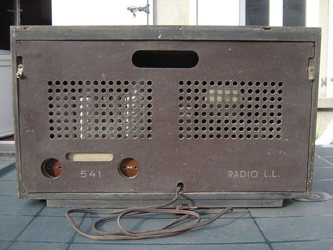 RADIO L.L. 541A Supervox 004 [1024x768].jpg
