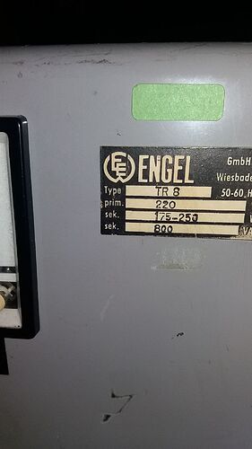 new_engel800va