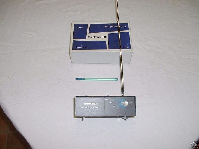 Fantavox FM-T1 FM Tuner-1.jpg