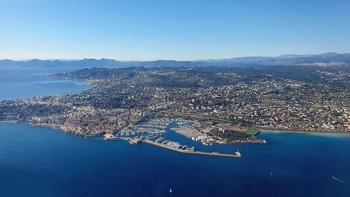 Antibes2