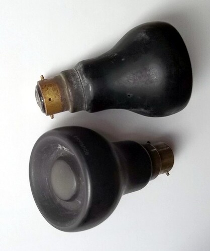 2 lampes DPS 115V B22