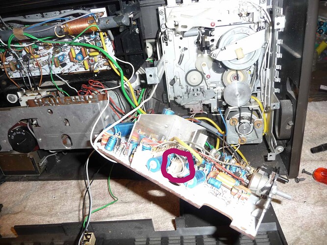 on-off radio-K7 repere