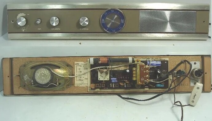 Radio cama''