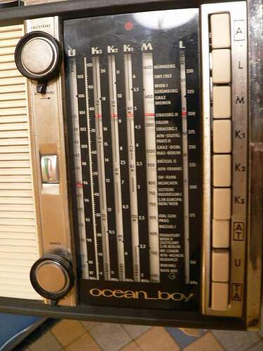 Grundig Océan-Boy 204 (9).JPG