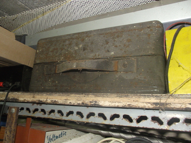 Machine a coudre Militaire