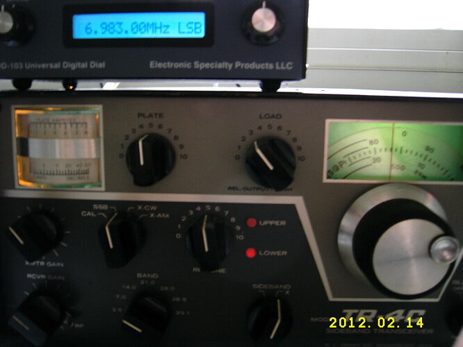 Drake TR-4C n° 37468 + freq -06.jpg