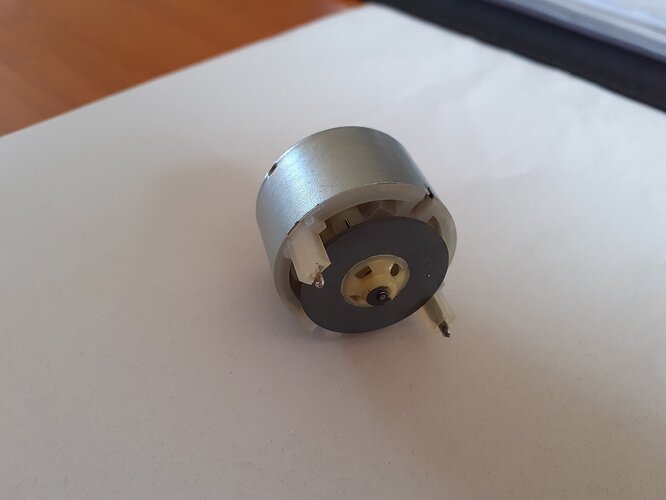 Moteur et disque magnétique