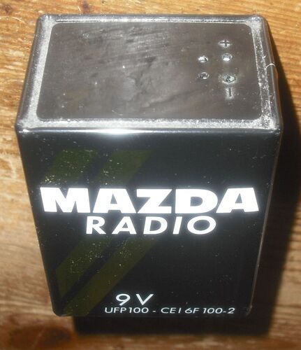 Mazda_radio_top