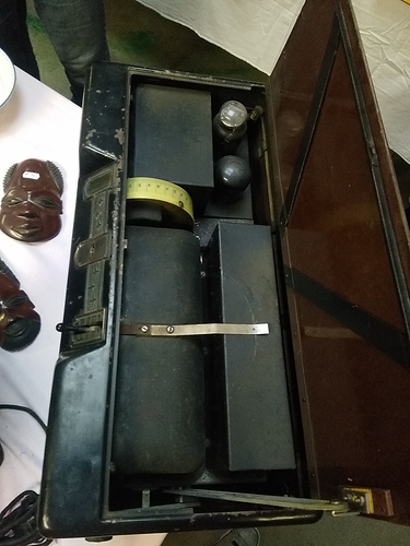 15406480864231887981697