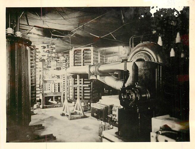 éclateur et condensateur Mosicki de l'émetteur à ondes amorties