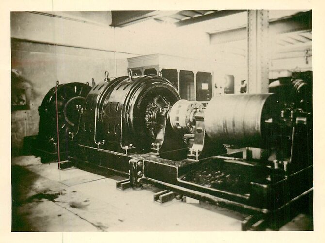 groupe d'alimentation de l'émetteur à étincelles musicales