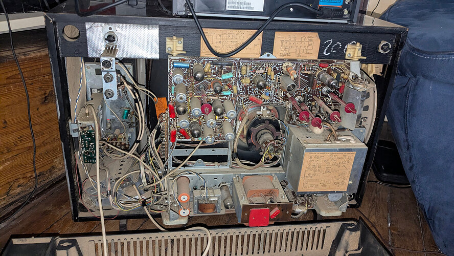 PXL_20251023_125538303.RAW-01.COVER