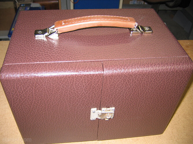 mizery-amp-bonvoisin-l-bonvoisin-cadet-38_i5062M6