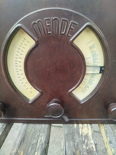 dc7581cc-47bd-4e8b-83d1-815665e141fd