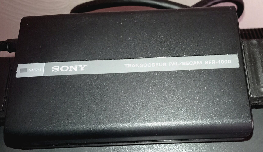 40 SONY PAL SECAM SFR 1000  (1)