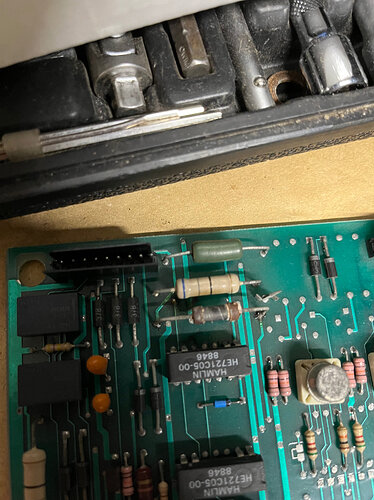 tempImagel9Cg40