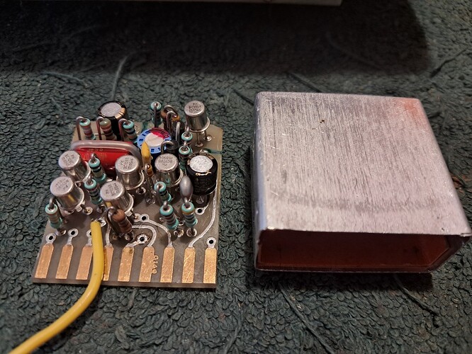 Module avec boitier métallique