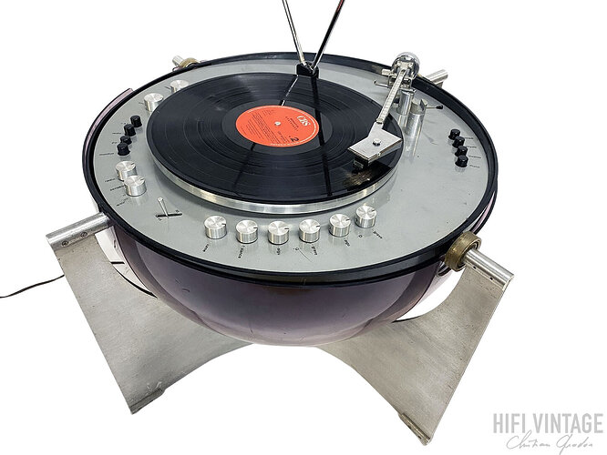 Helium with ERA turntable (designed by Alain Carré, circa 1969)