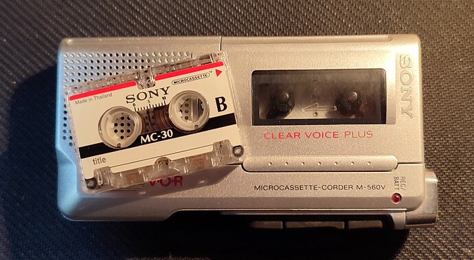 Sony M-560V