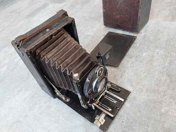 20251216_144220_resized