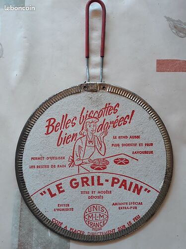 GRILLE-PAIN-A