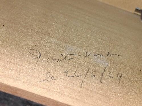 20251126_212247-1024