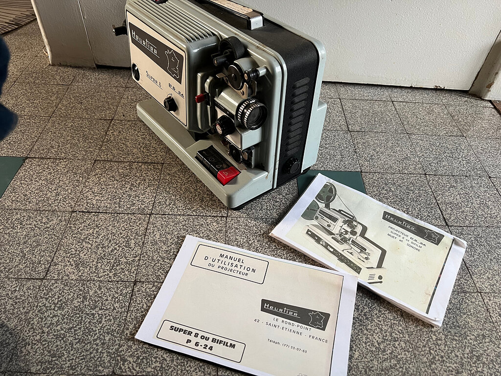 Projecteur super 8 heurtier d'occasion - Photo, audio & vidéo - - page 3