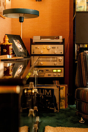 HI FI