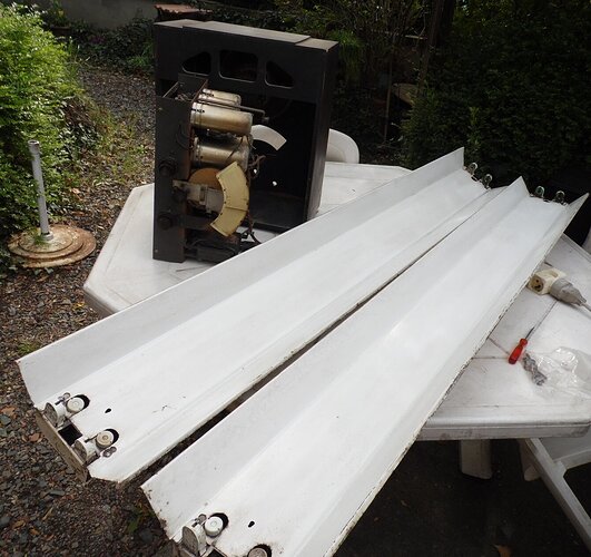 reglettes fluo et GMR (1)