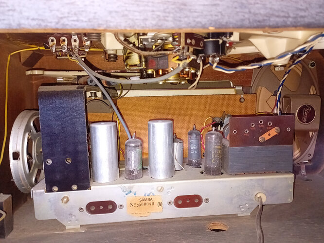 Schneider Samba 0001