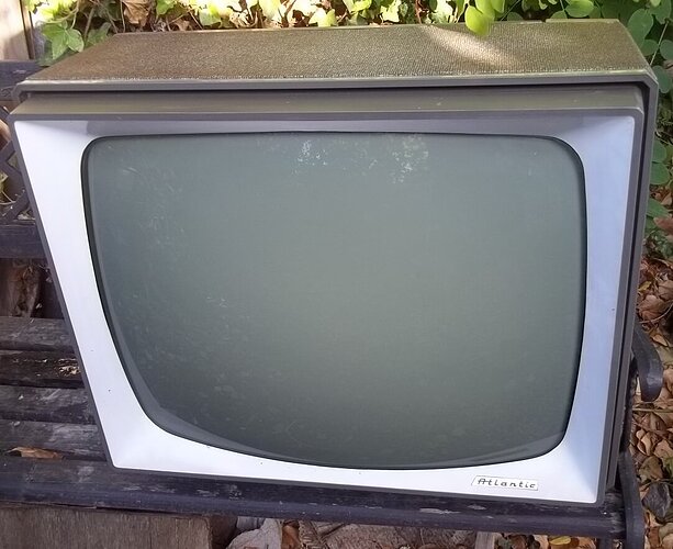 TV atlantic TA232-03 (1)
