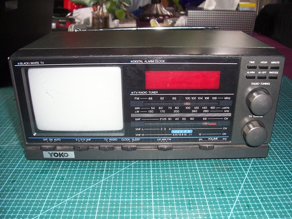 Radio TV Videologic D’occasion – Fonctionnelle Avec Marques D’usage