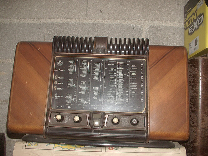 IMGP3642        SCHNEIDER Nocturne 52  40 €