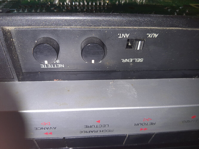 17641905112497992147835440052163