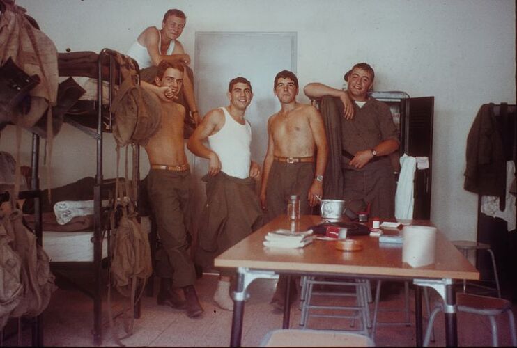 1971-08-002a