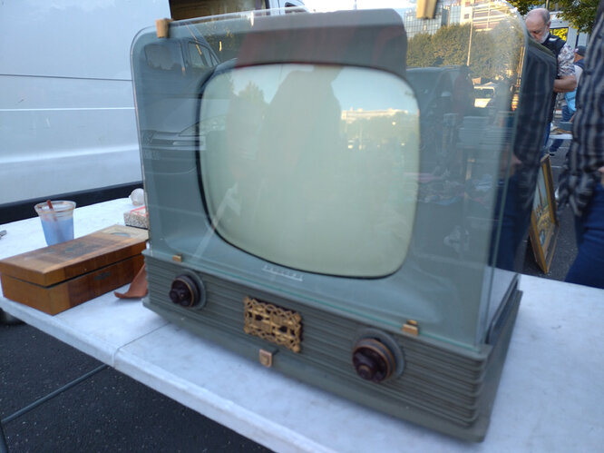 TELE VINTAGE AVANT DEUX