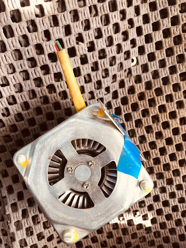 MOTEUR MAGNETO 2